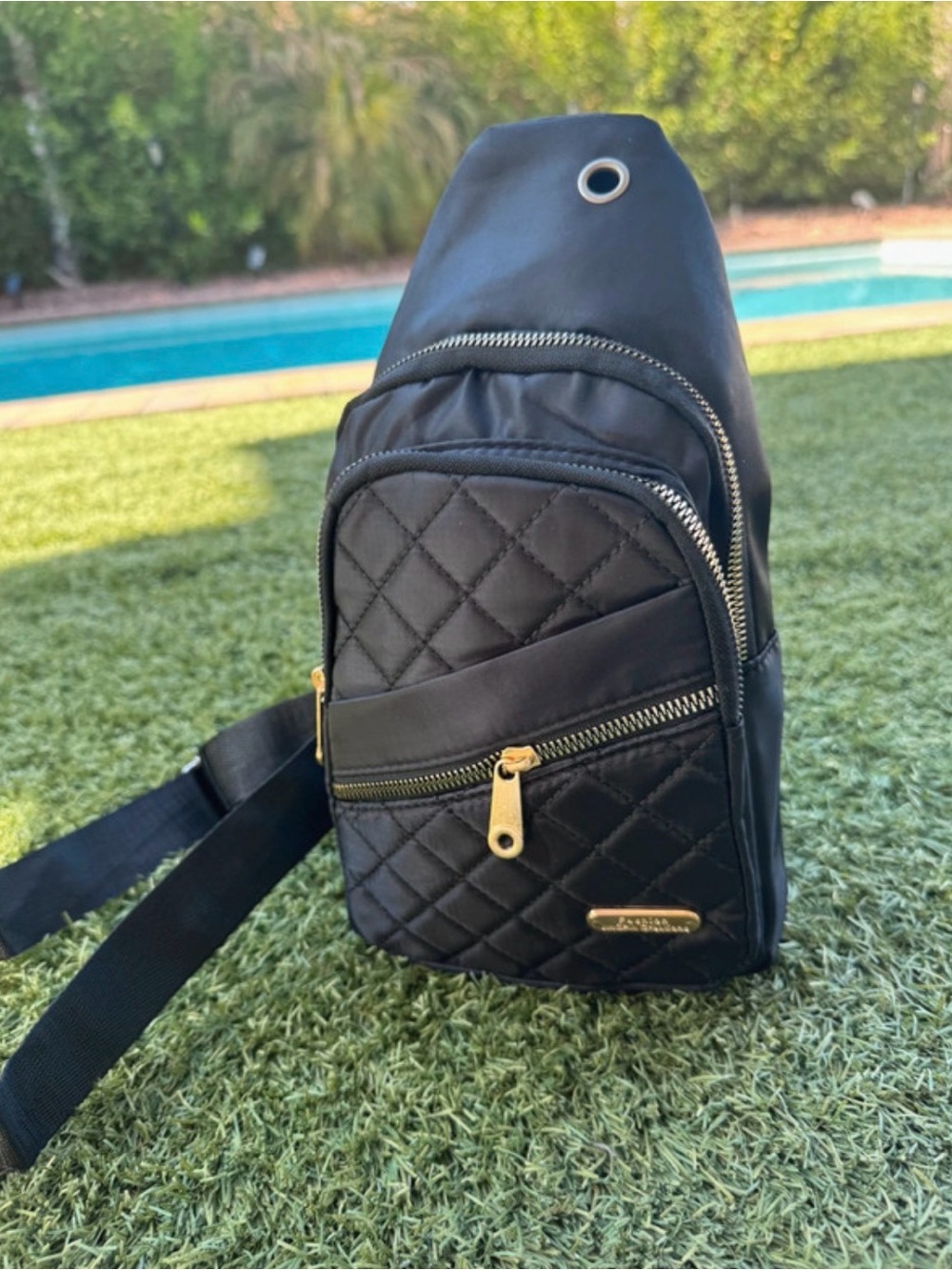 Black Quilted Shoulder Sling Purse NWT | Lightweight Travel Bag he